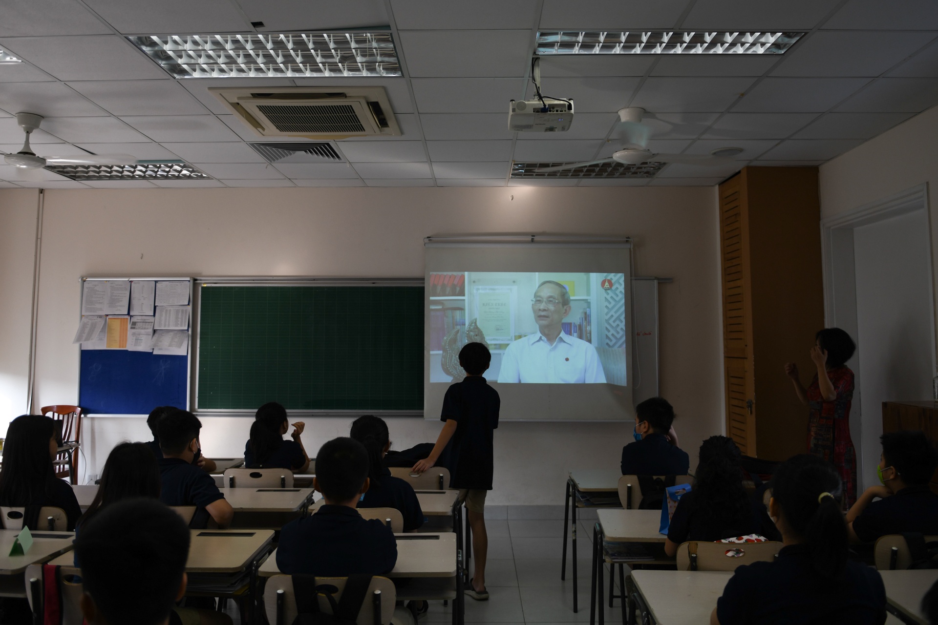 Mua khai giang dac biet o Ha Noi anh 23