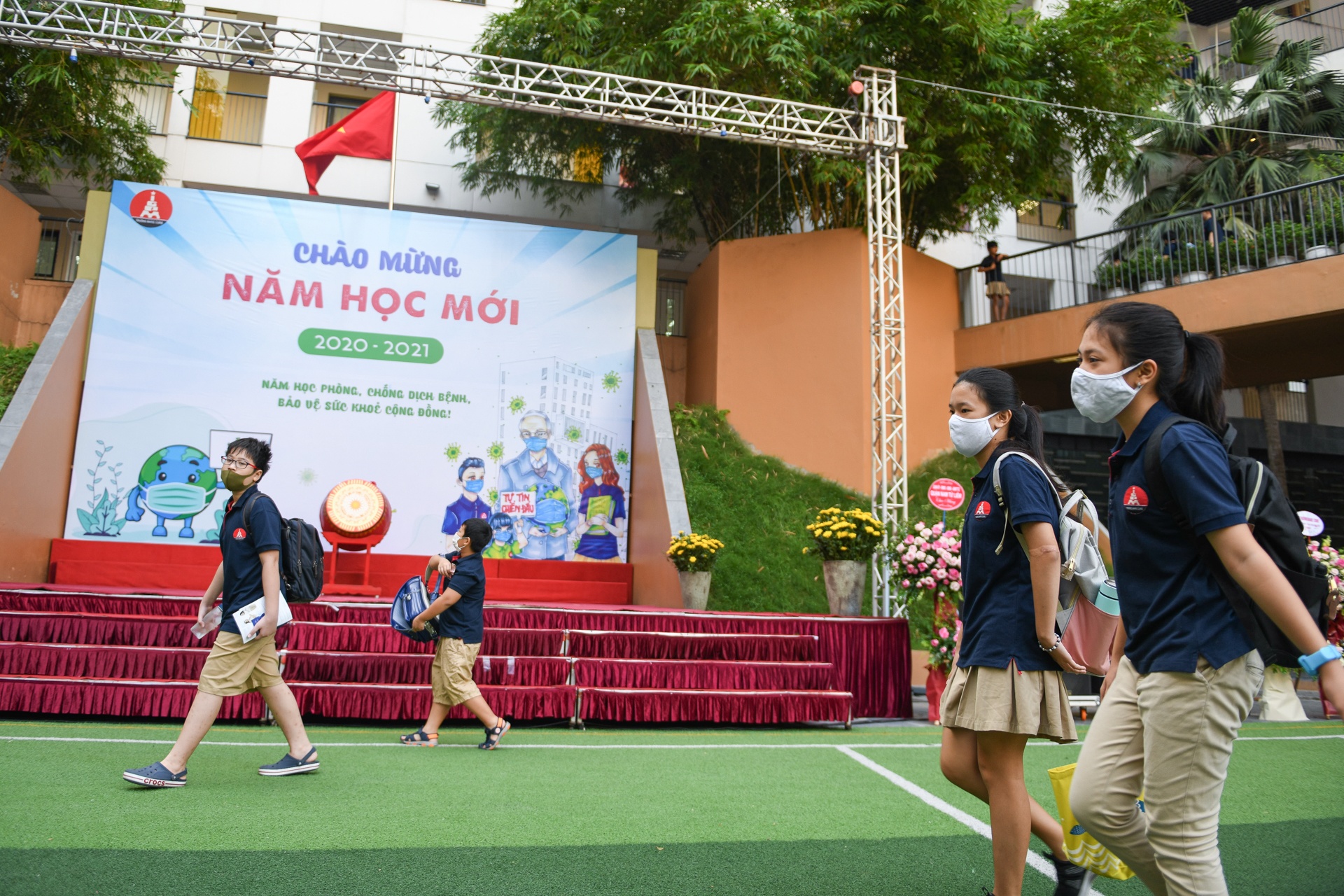 Mua khai giang dac biet o Ha Noi anh 22