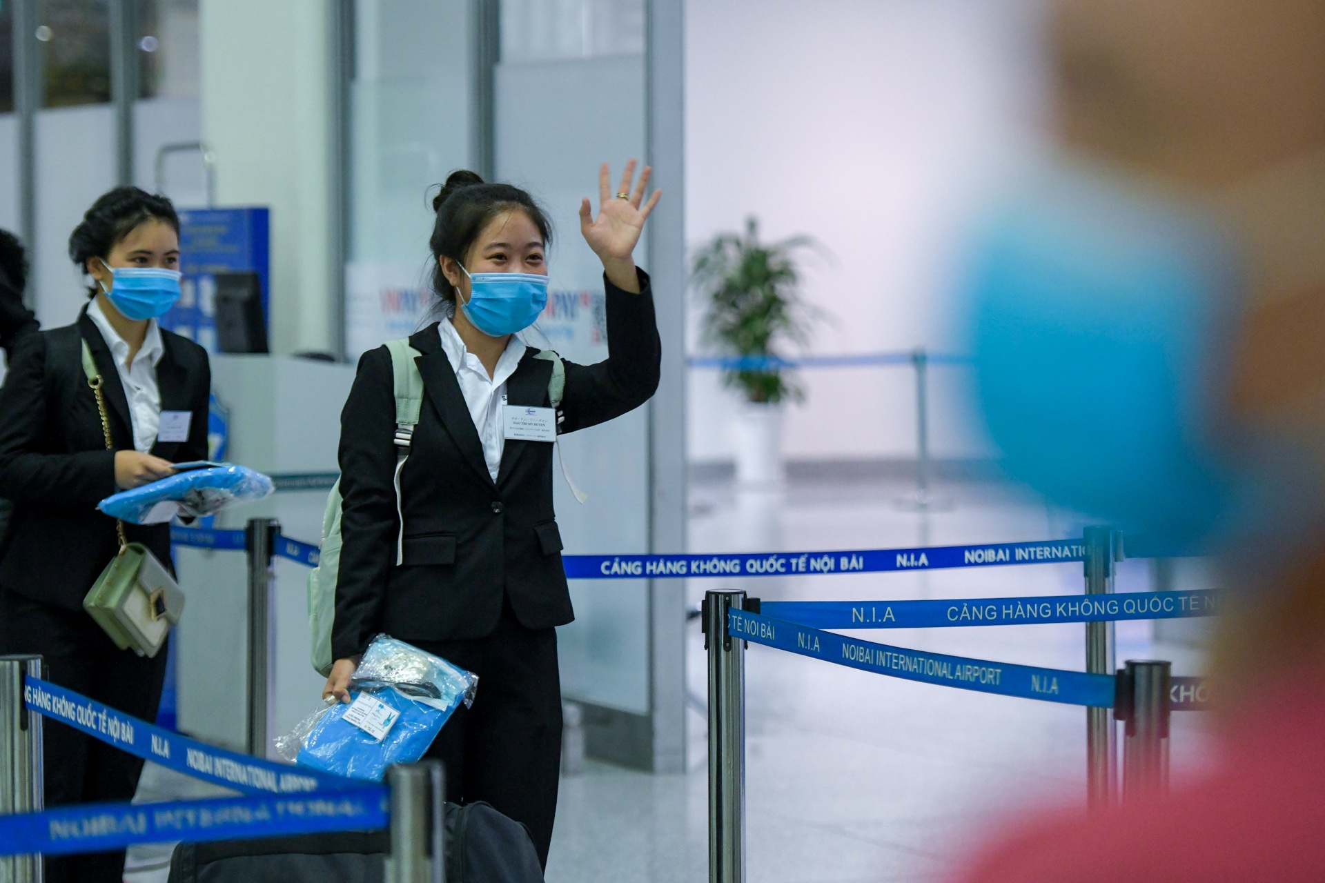 chuyen bay thuong mai quoc te dau tien sau Covid-19 anh 8