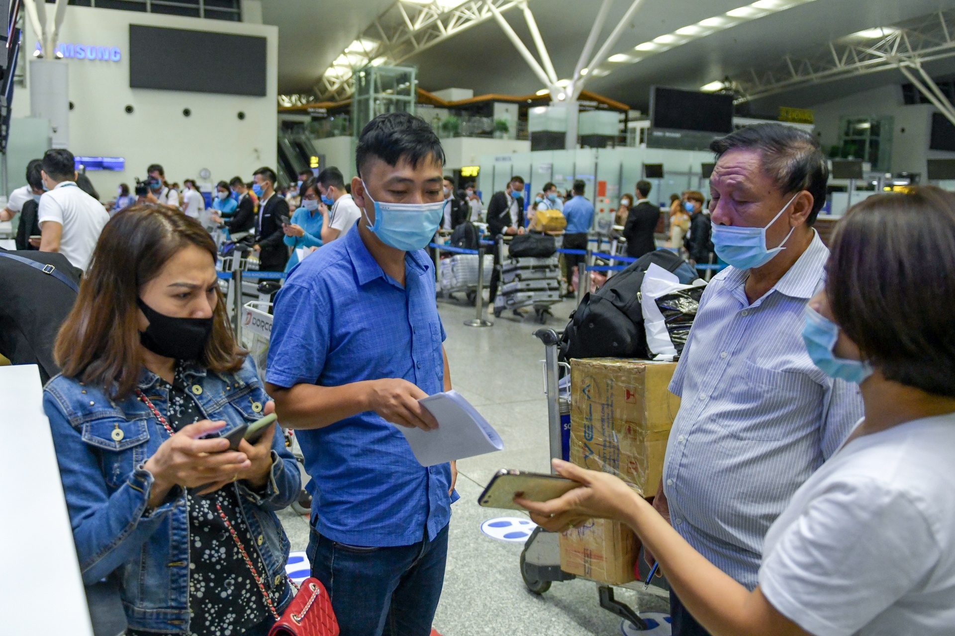 chuyen bay thuong mai quoc te dau tien sau Covid-19 anh 7