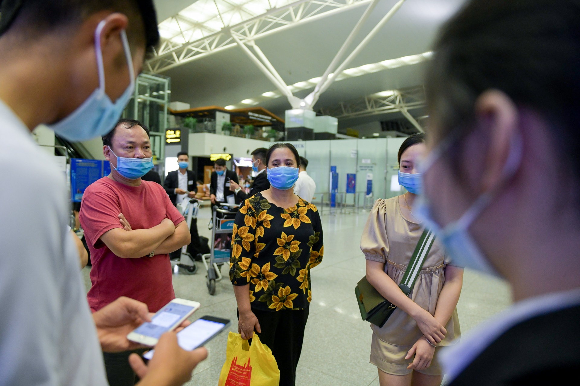 chuyen bay thuong mai quoc te dau tien sau Covid-19 anh 6