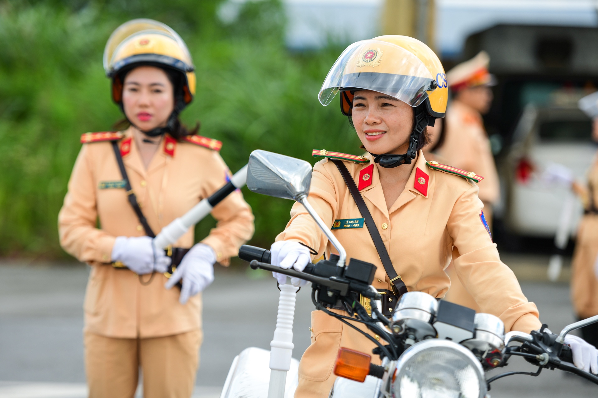 cảnh sát giao thông tập luyện bảo vệ đại hội đảng ảnh 12 canh sat giao thong tap luyen bao ve dai hoi dang anh 12