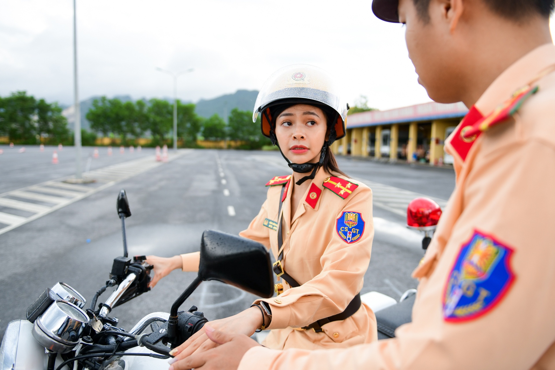 cảnh sát giao thông tập luyện bảo vệ đại hội đảng ảnh 10 canh sat giao thong tap luyen bao ve dai hoi dang anh 10