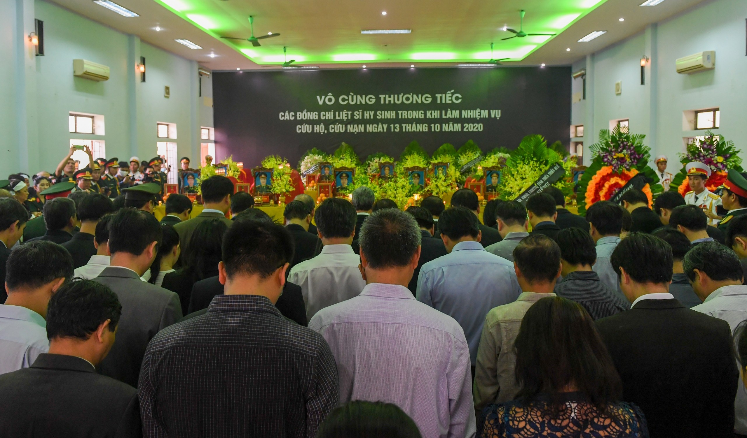 le vieng can bo,  chien si hy sinh o Rao Trang anh 12