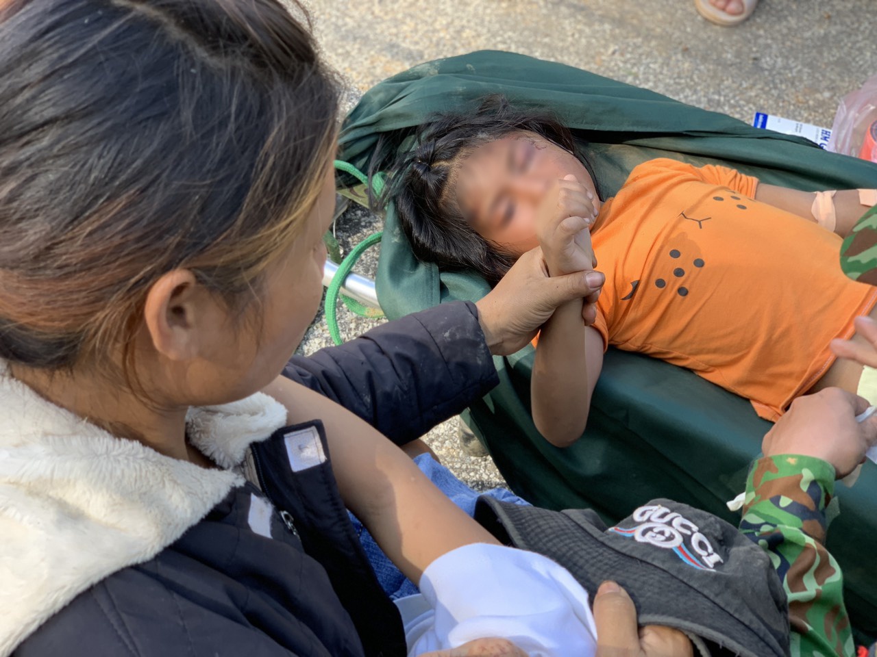 cuu song nguoi o Nam Tra My anh 2