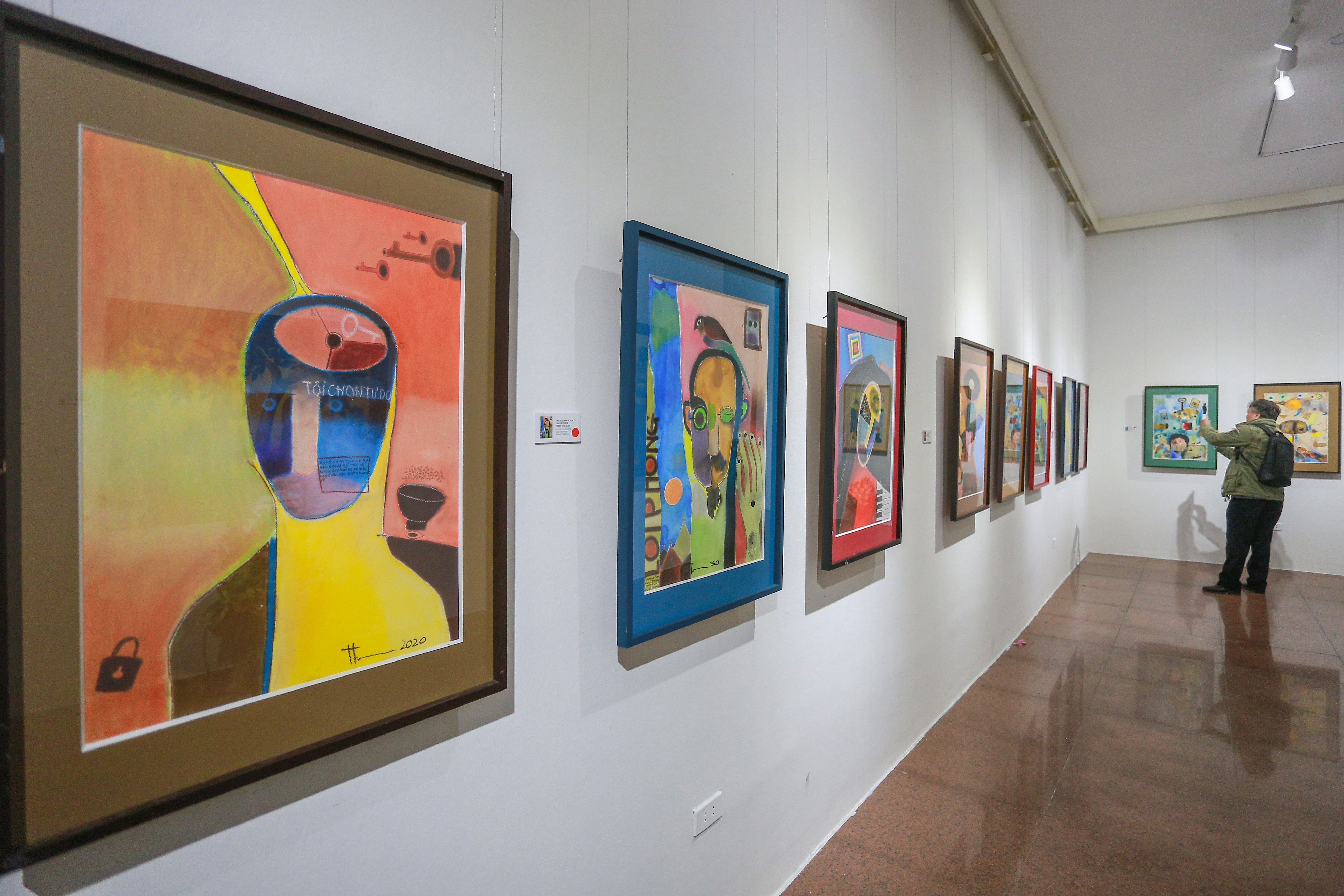 trien lam dau tien cua Nguyen Quang Thieu anh 1