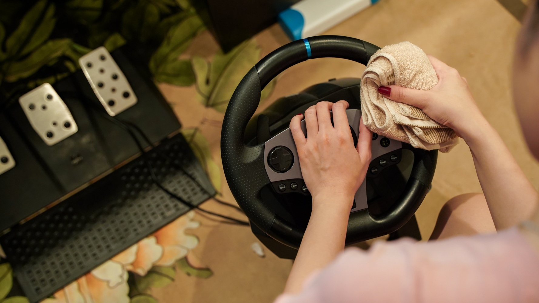 nu streamer lai xe ao anh 18