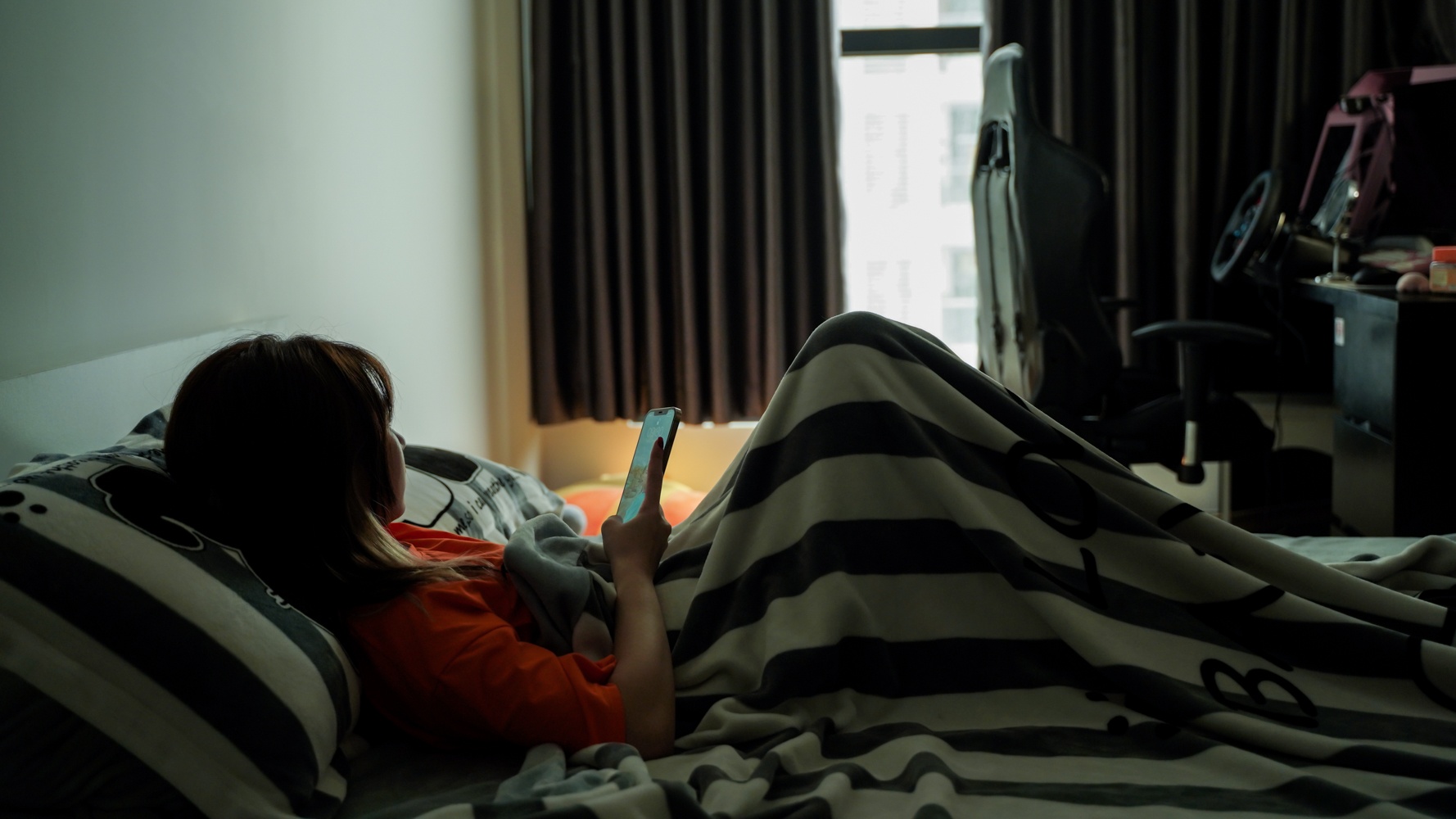 nu streamer lai xe ao anh 8