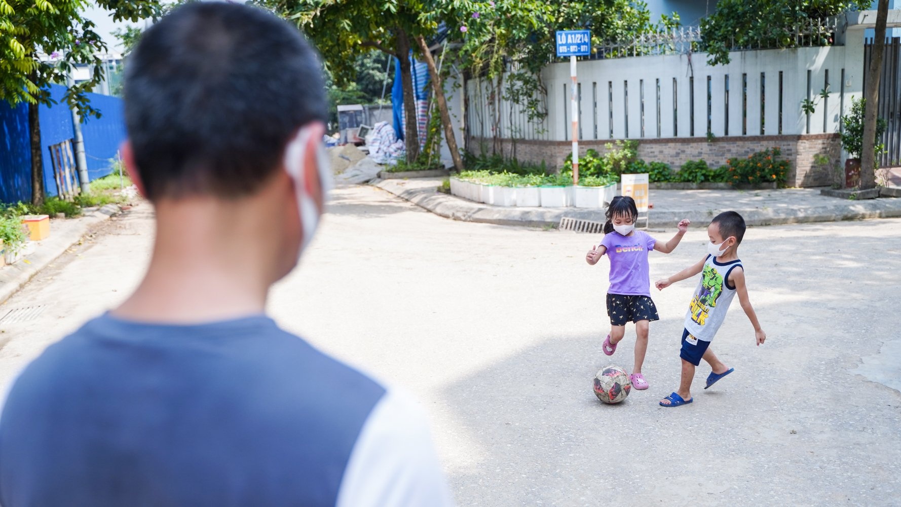 Bo trong 4 con trong ngay dich anh 21