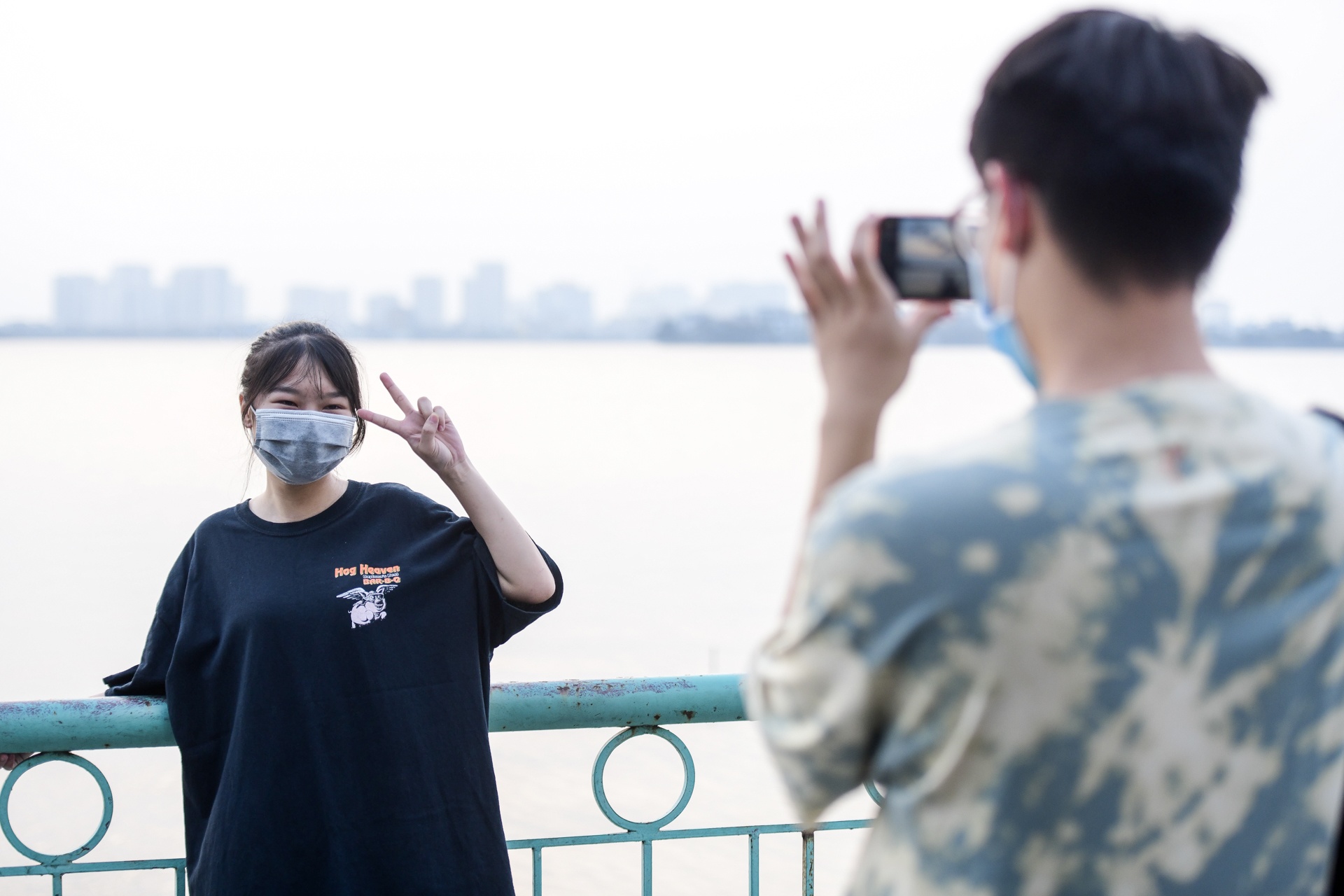 check-in o ho tay anh 9