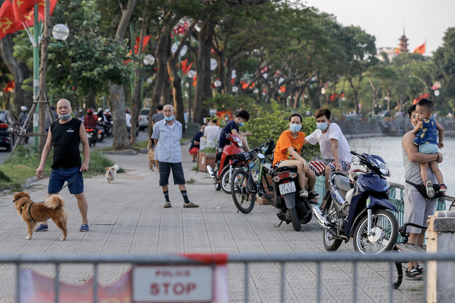 check-in o ho tay anh 1