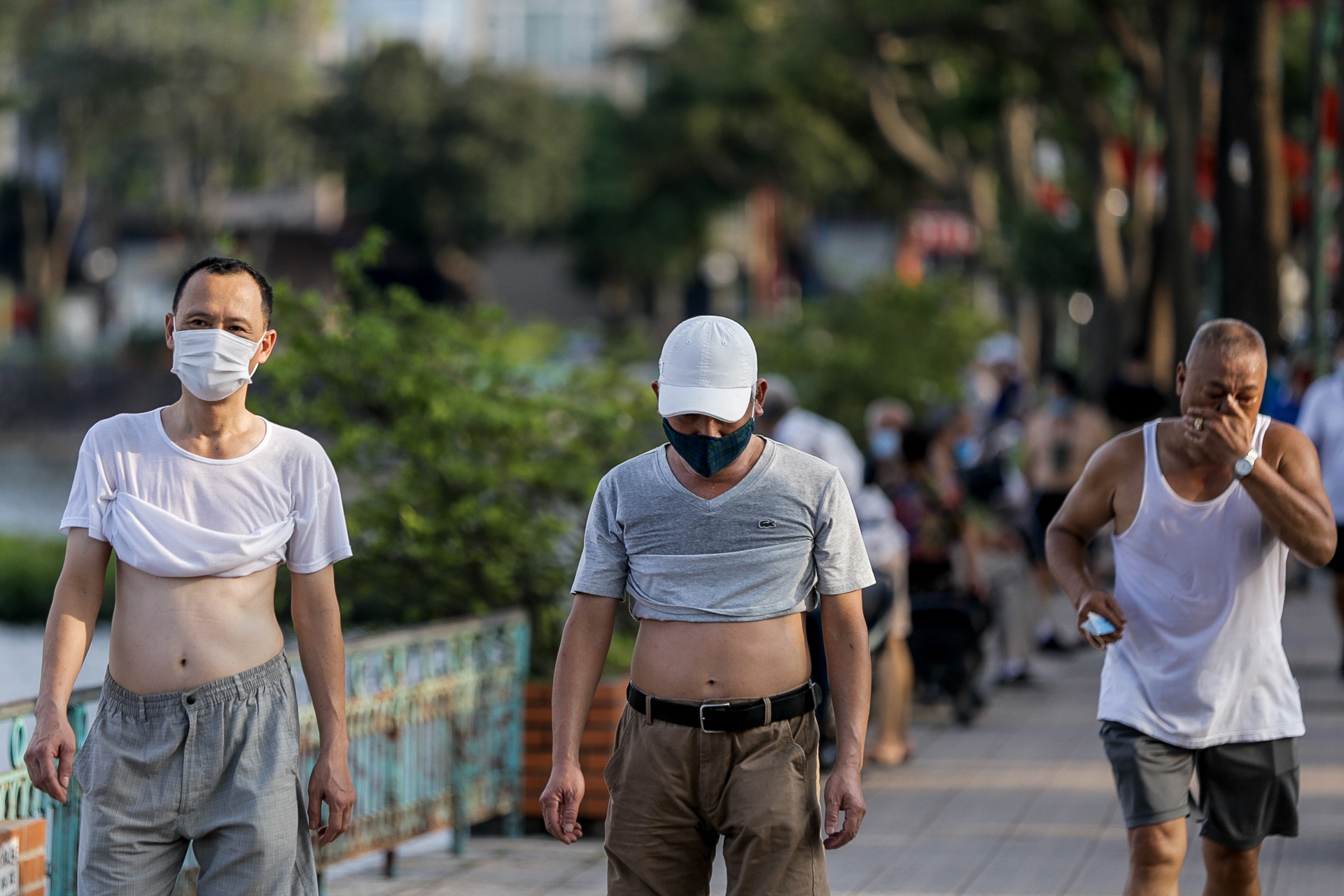 check-in o ho tay anh 2