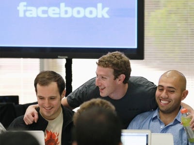 Ap luc cua kiem duyet vien Facebook anh 1