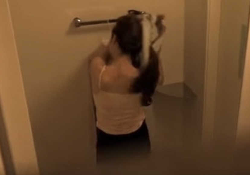 Hacker noi tieng chi cach phat hien camera quay len o khach san hinh anh