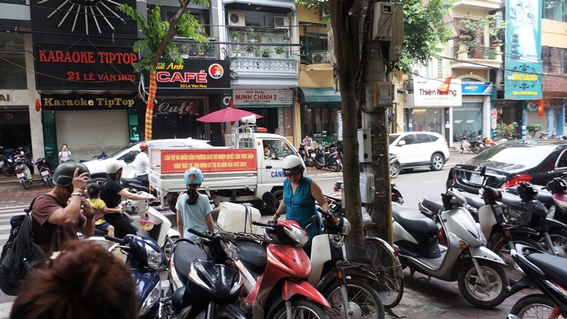 quan bun cha Huong Lien anh 1