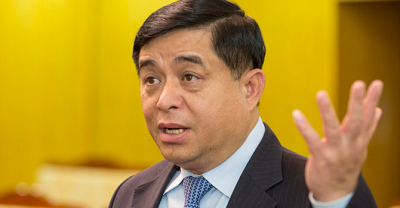 'Be vua sinh da phai ganh nhieu phi vo ly’ hinh anh