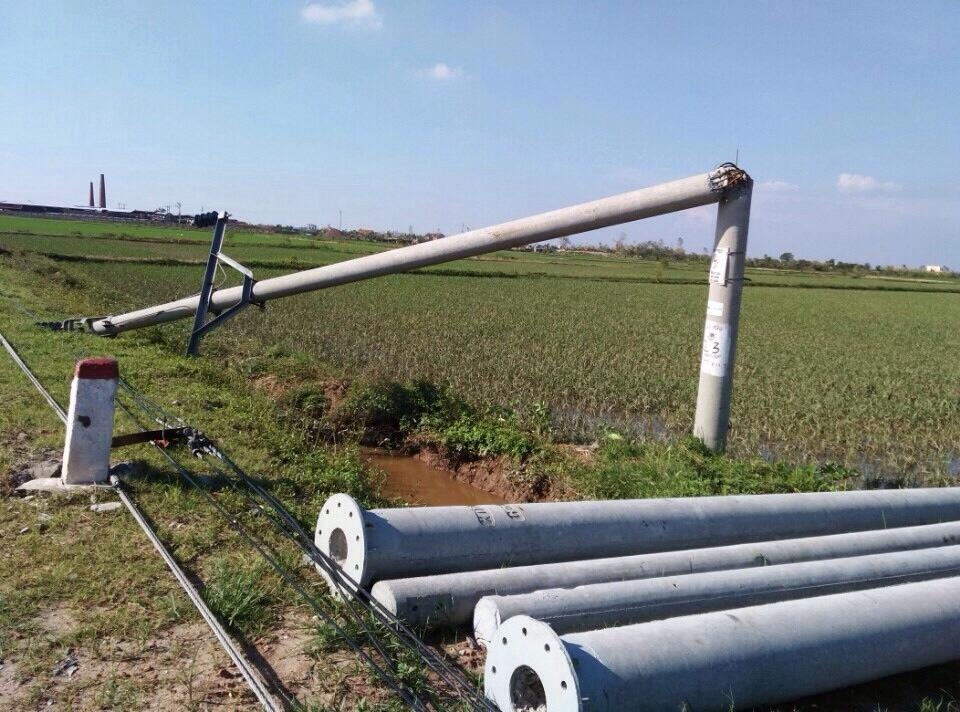 EVN thiet hai gan 400 ty dong sau bao so 1 hinh anh