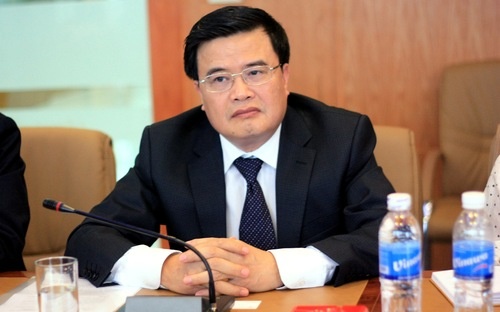 Ban 3,4 ty bao thuoc, sep Vinataba nhan luong 774 trieu dong hinh anh