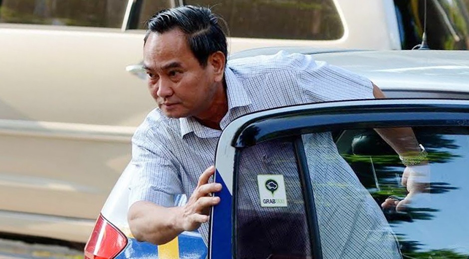 Thu truong Tai chinh thoai mai khi di lam bang taxi hinh anh