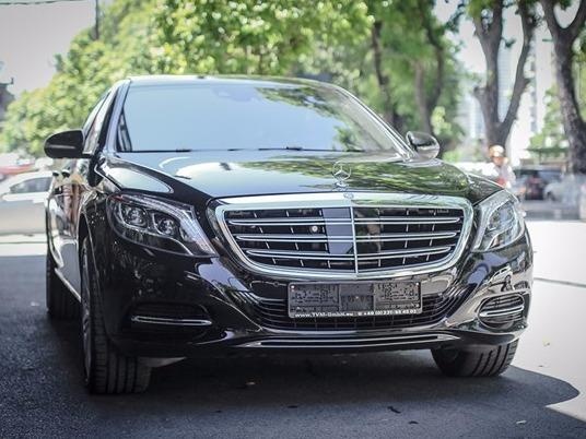 Thanh tra xe sang nup bong qua tang o Ha Noi, TP.HCM hinh anh