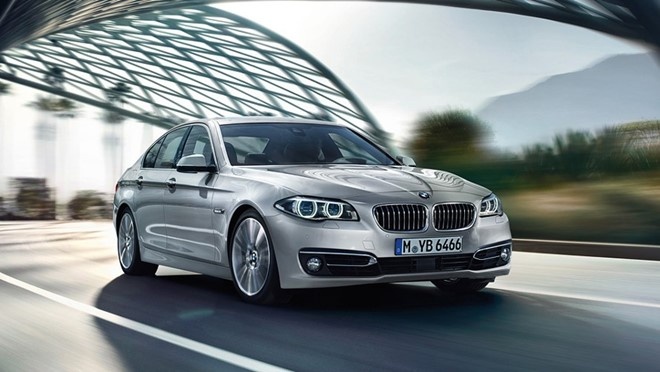 Dinh chi 15 ngay 1 lanh dao hai quan vu sai pham nhap xe BMW hinh anh