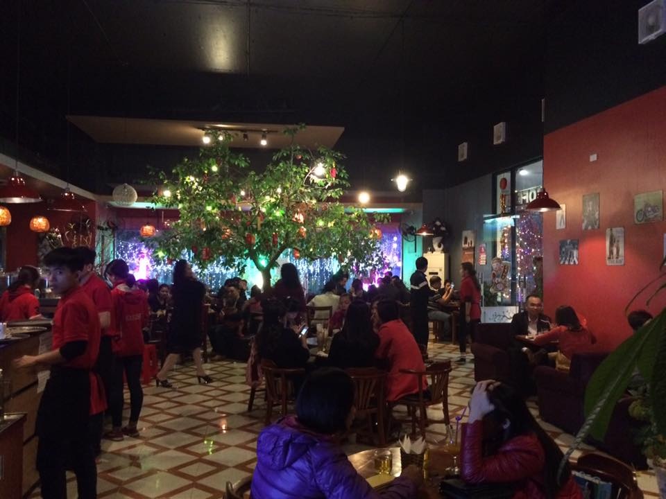 Nha hang, quan ca phe tang gia 50%, duoi khong het khach hinh anh