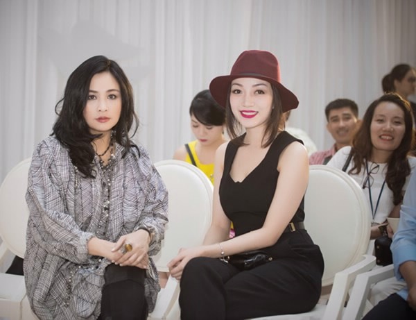 Thanh Lam và Phạm Thu Hà sẽ có một tiết mục song ca trong chương trình này.