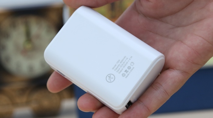 Sạc dự phòng được kiểm soát chất lượng và bán độc quyền tại hệ thống thegioididong.com. 