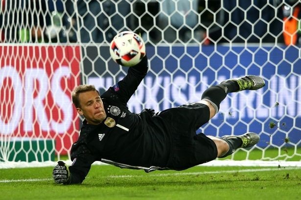 Manuel Neuer: Nguoi mang hon cua Duc hinh anh