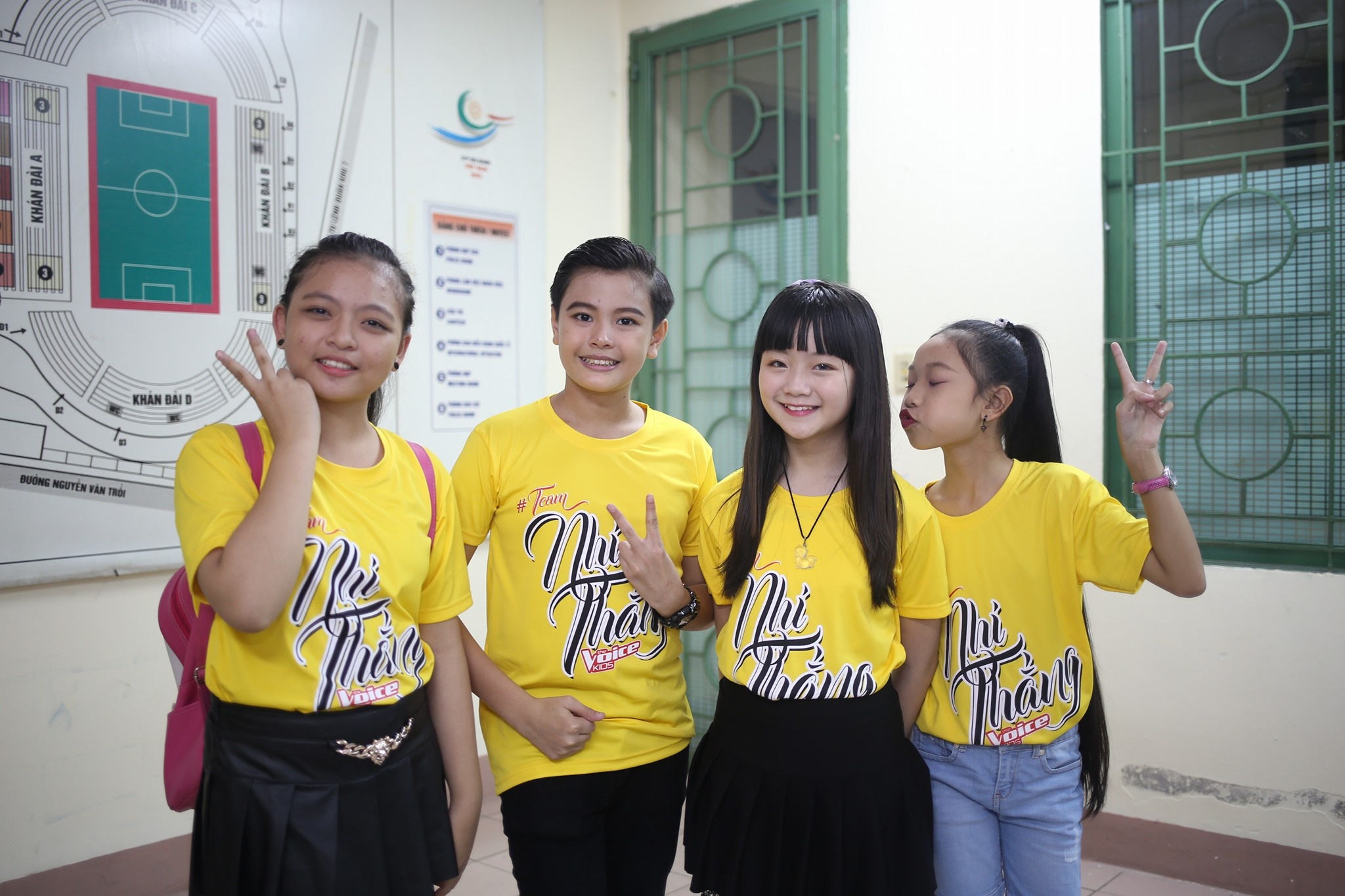 Hoc tro The Voice Kids cua Dong Nhi chuan bi cho live show hinh anh