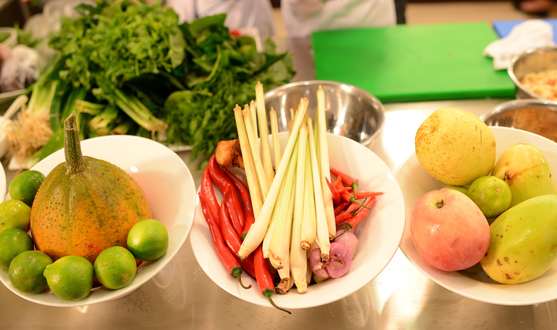 9 doi thi Chiec thia vang gap rut chuan bi nguyen lieu hinh anh