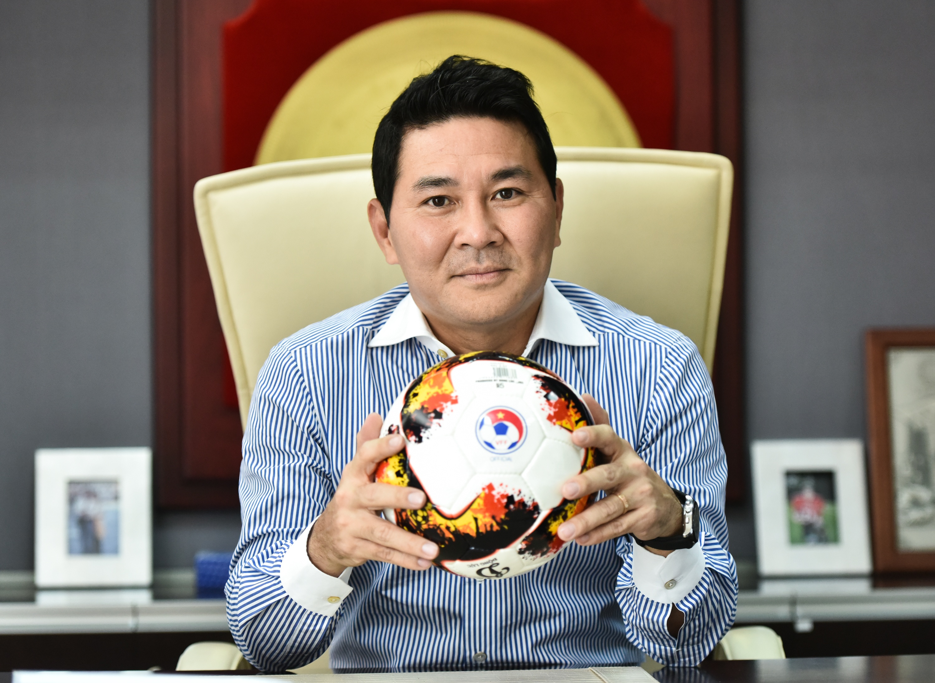 Video - Ung vien Pho Chu tich VFF chia se ve giac mo World Cup hinh anh