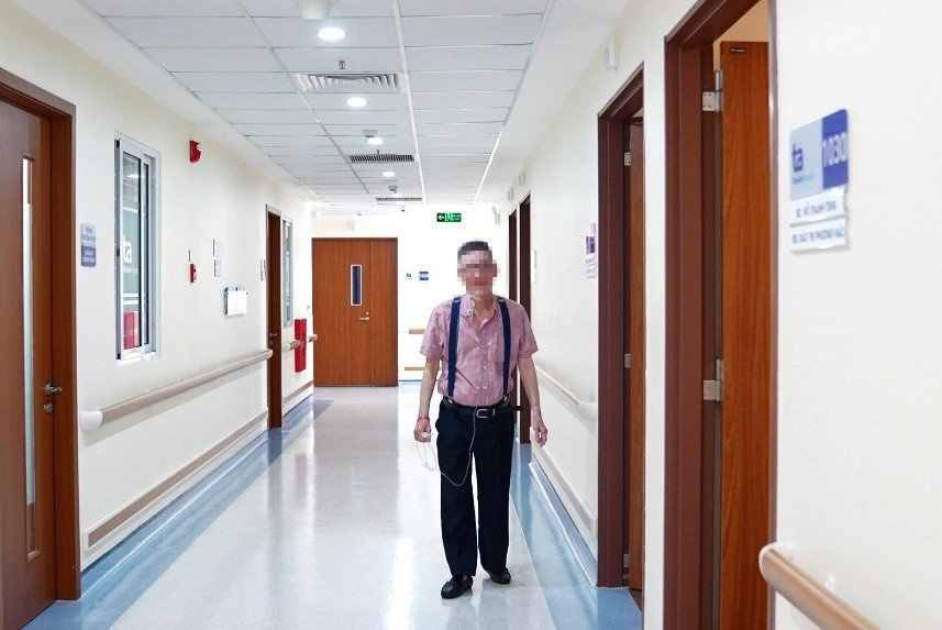 phau thuat,  cat dai trang anh 1