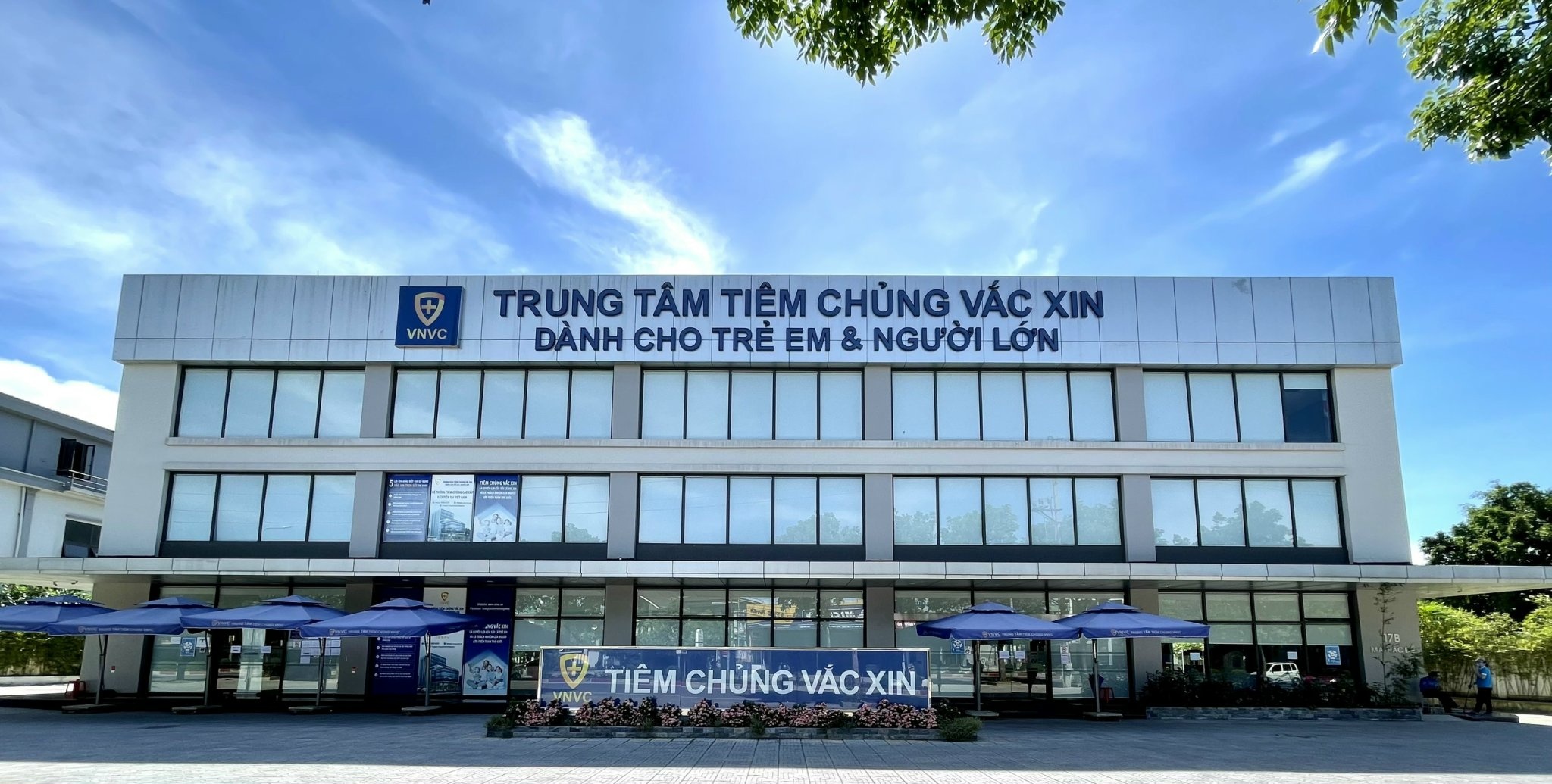 vaccine dịch vụ, tiêm chủng ảnh 7 vaccine dich vu, tiem chung anh 7
