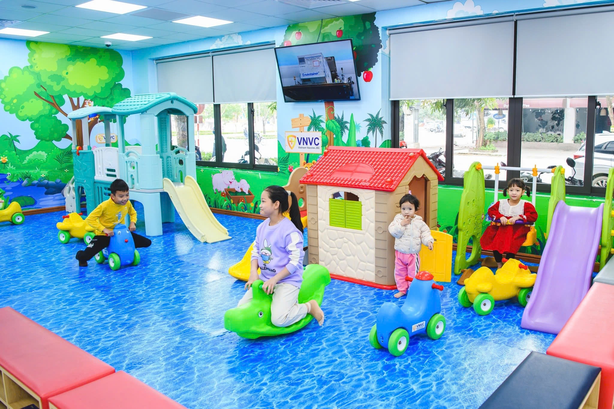 vaccine dịch vụ, tiêm chủng ảnh 19 vaccine dich vu, tiem chung anh 19