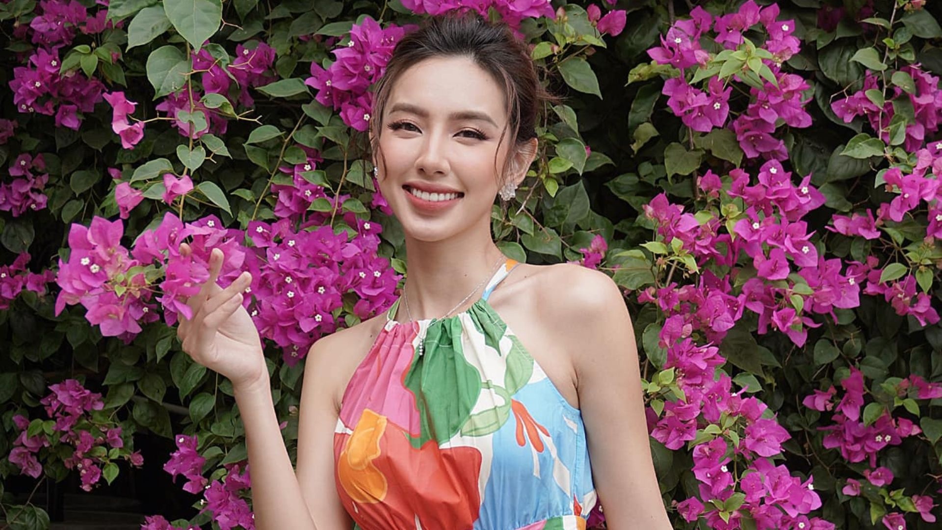 5 dieu khong the bo lo trong Tet cua cac hoa hau Viet hinh anh