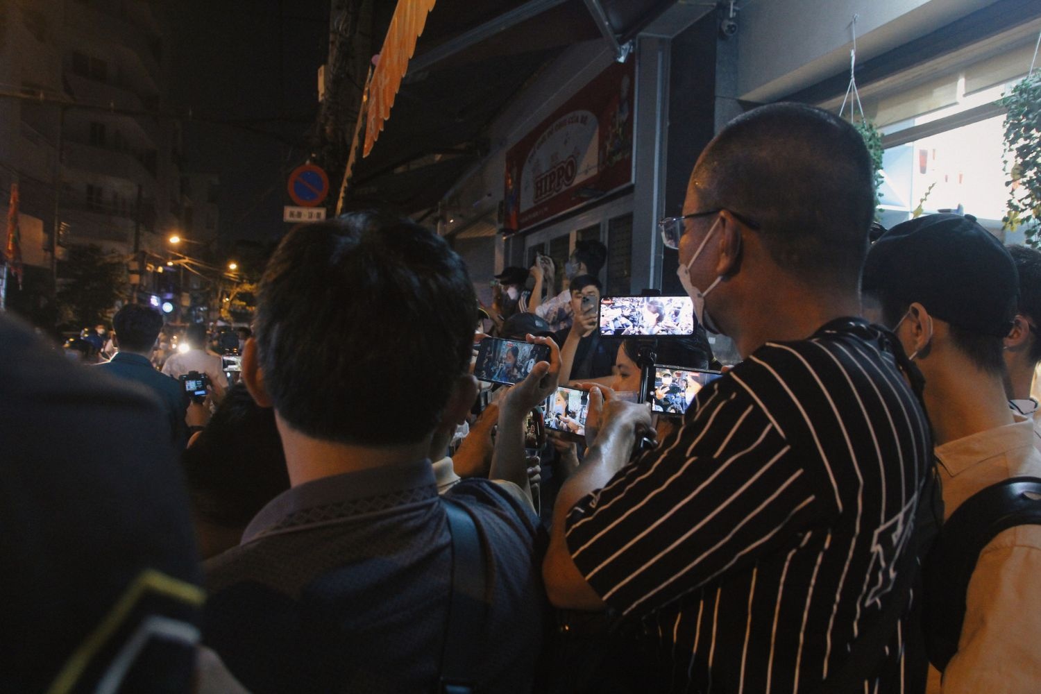 Streamer bat chap phap luat va dao duc o le tang nghe si Viet hinh anh