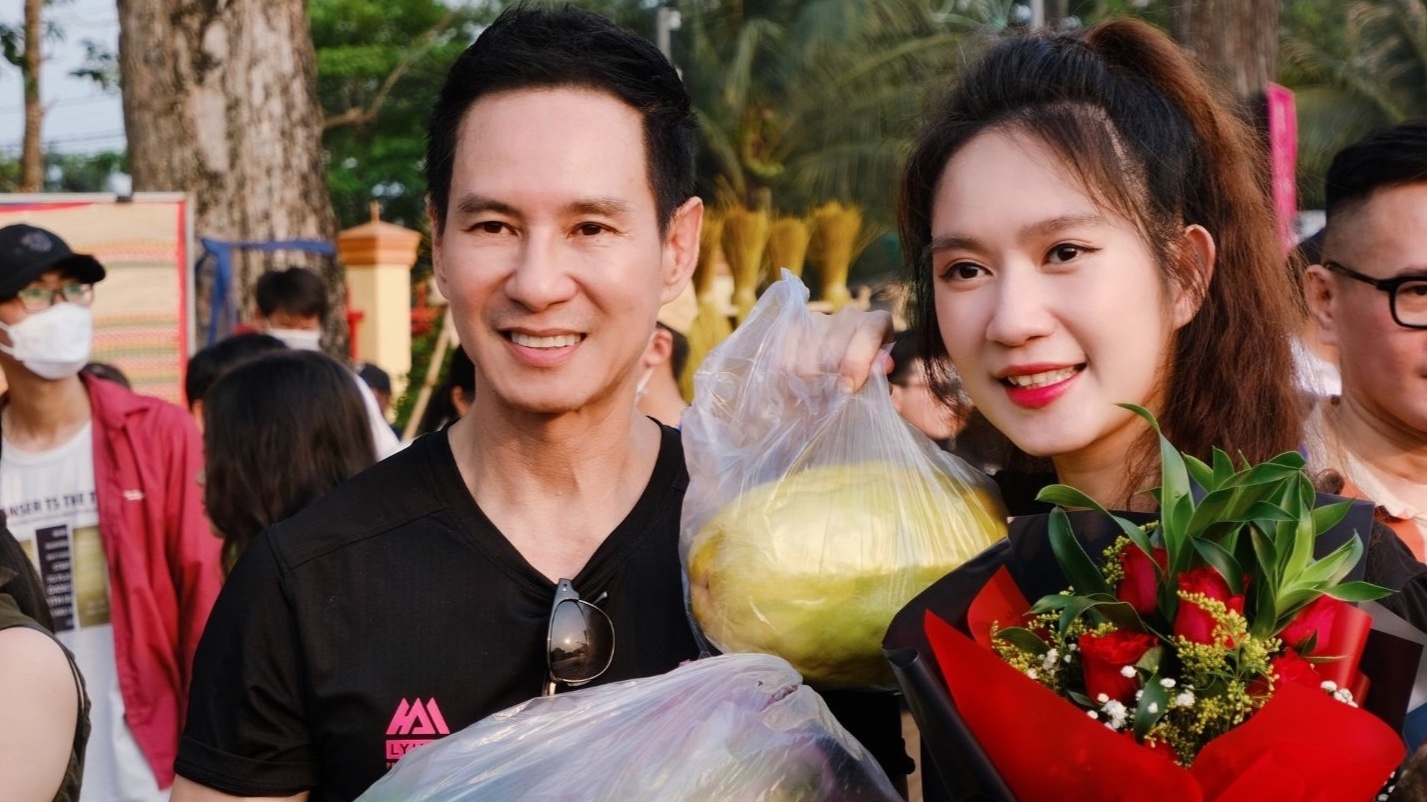 Ly Hai trai chieu moi hon 2.000 ba con Dong Thap xem truoc 'Lat mat 6' hinh anh