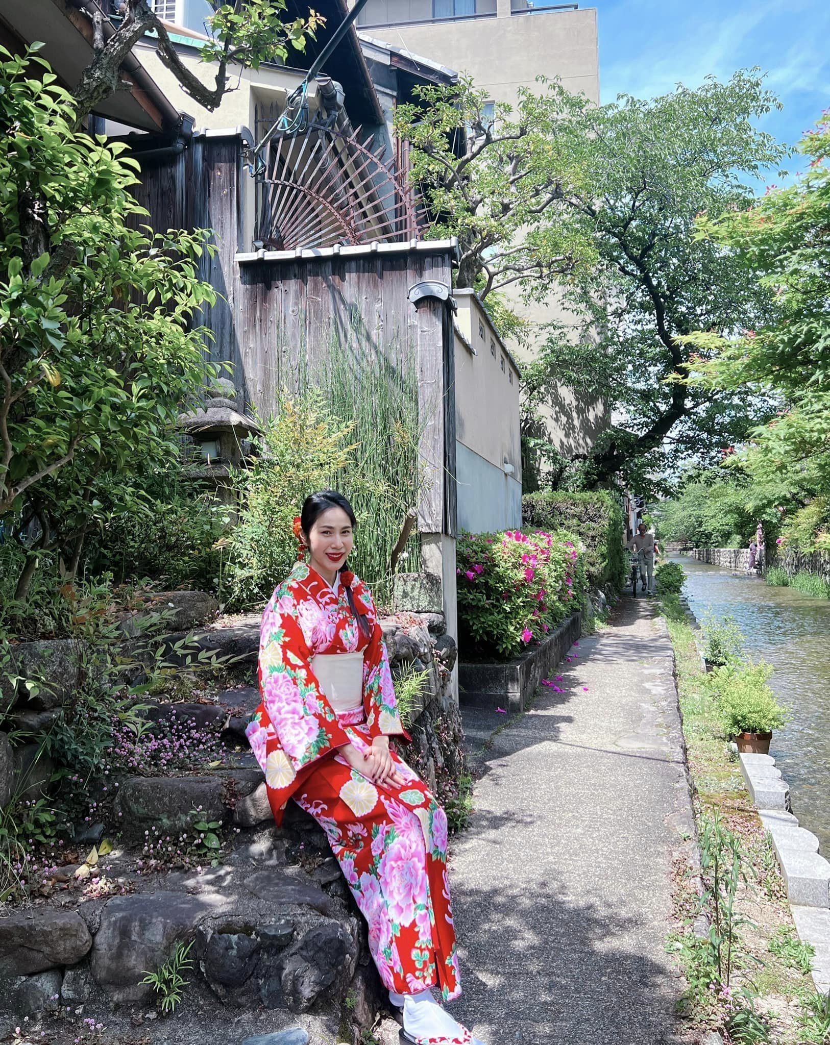 30/4 của sao việt ảnh 8 30/4 cua sao viet anh 8