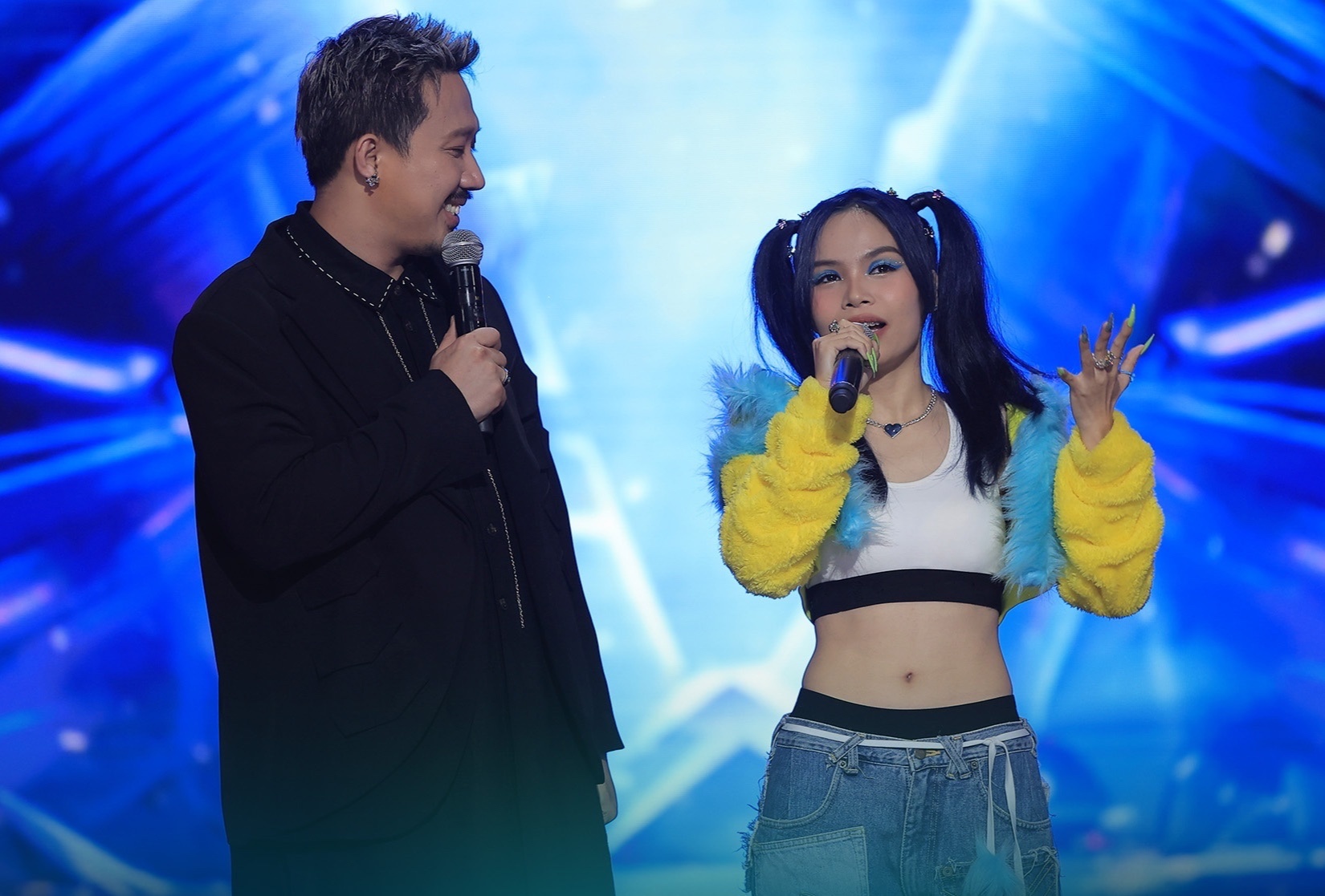 Nu rapper thu 4 duoc Andree Right Hand nghe trong gioi rap Viet hinh anh