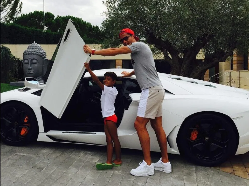 Bo suu tap xe sang cua Cristiano Ronaldo anh 6