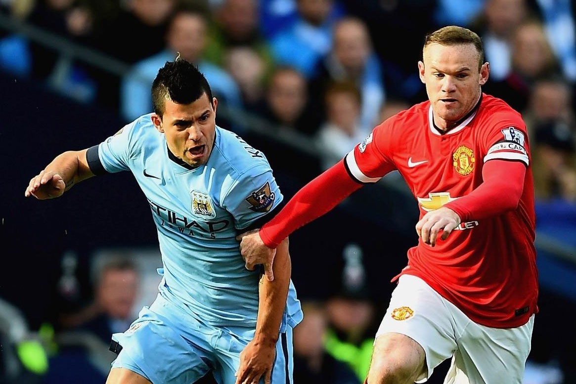 Nhung ngoi sao trong nhom ghi hon 100 ban o Premier League van thi dau hinh anh