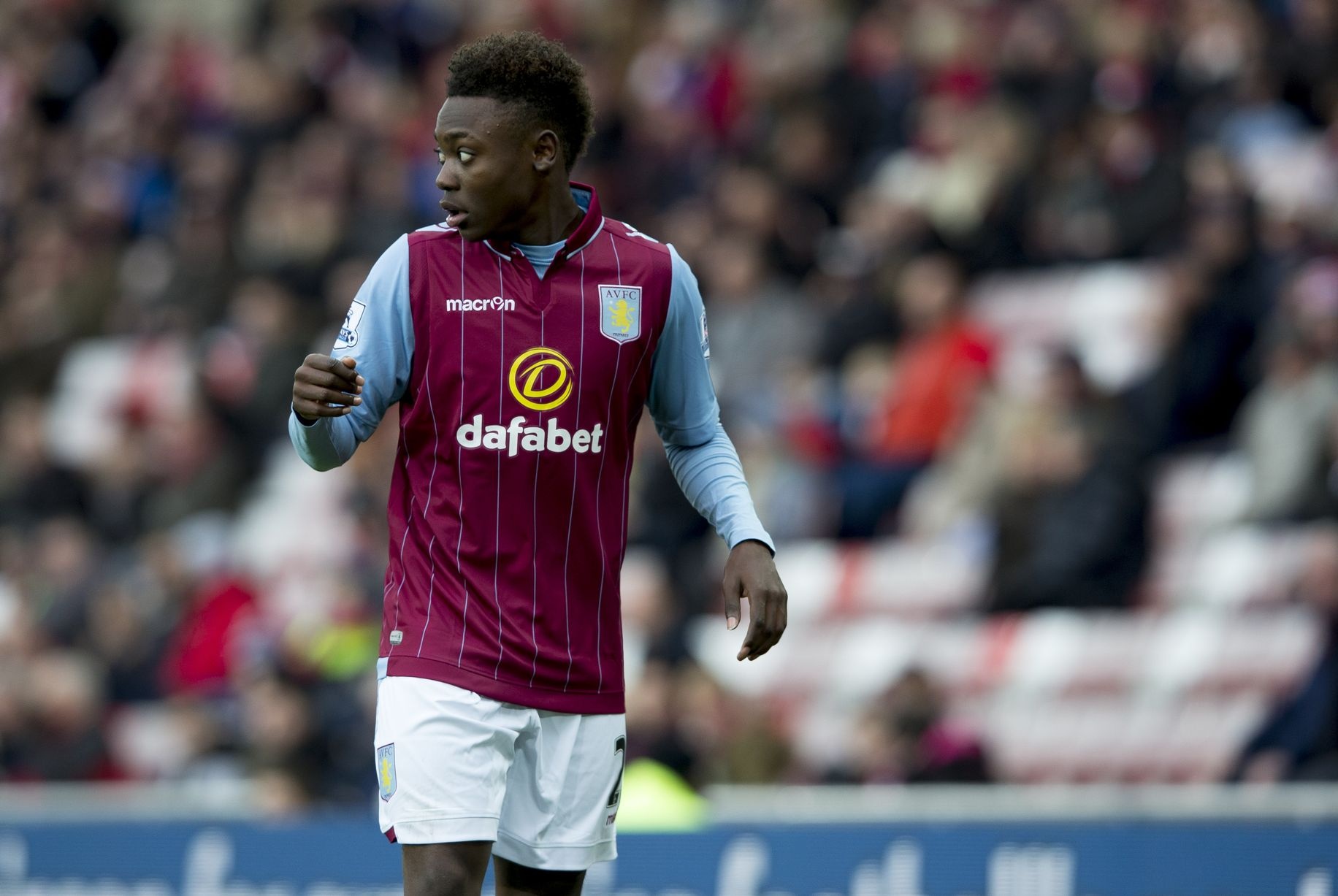 Sao Premier League da vo cua kinh khi luyen tap o nha hinh anh