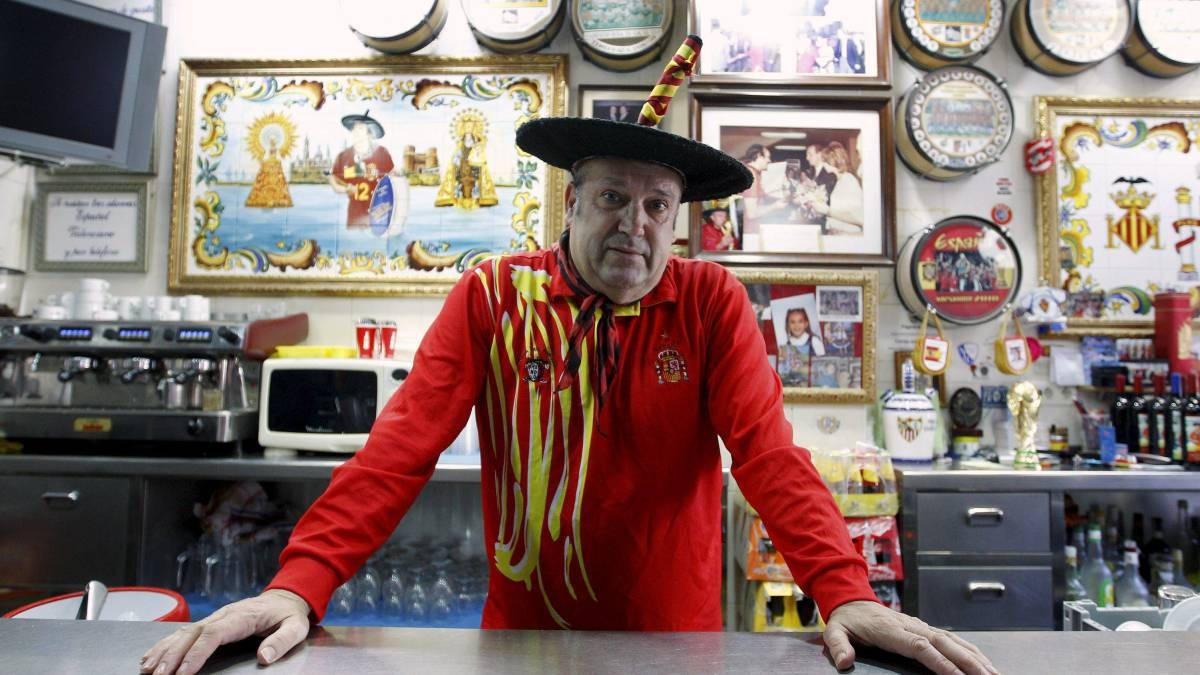 Nhung co dong vien dac biet cua bong da the gioi anh 6