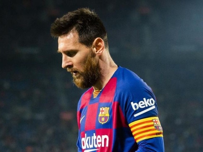 Lionel Messi hoi thuc Barca chieu mo HLV Marcelo Bielsa hinh anh