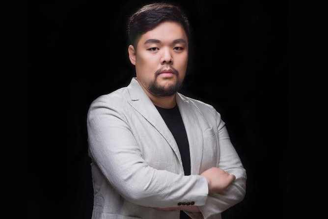 Huan luyen vien Han Quoc noi xau Team Flash hinh anh