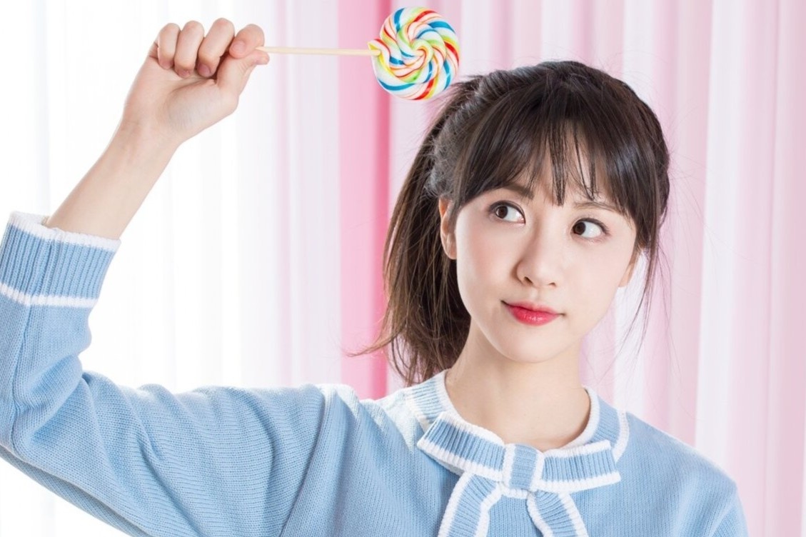 'Nu than sac dep' bac tin don chia tay Lien Minh Huyen Thoai hinh anh