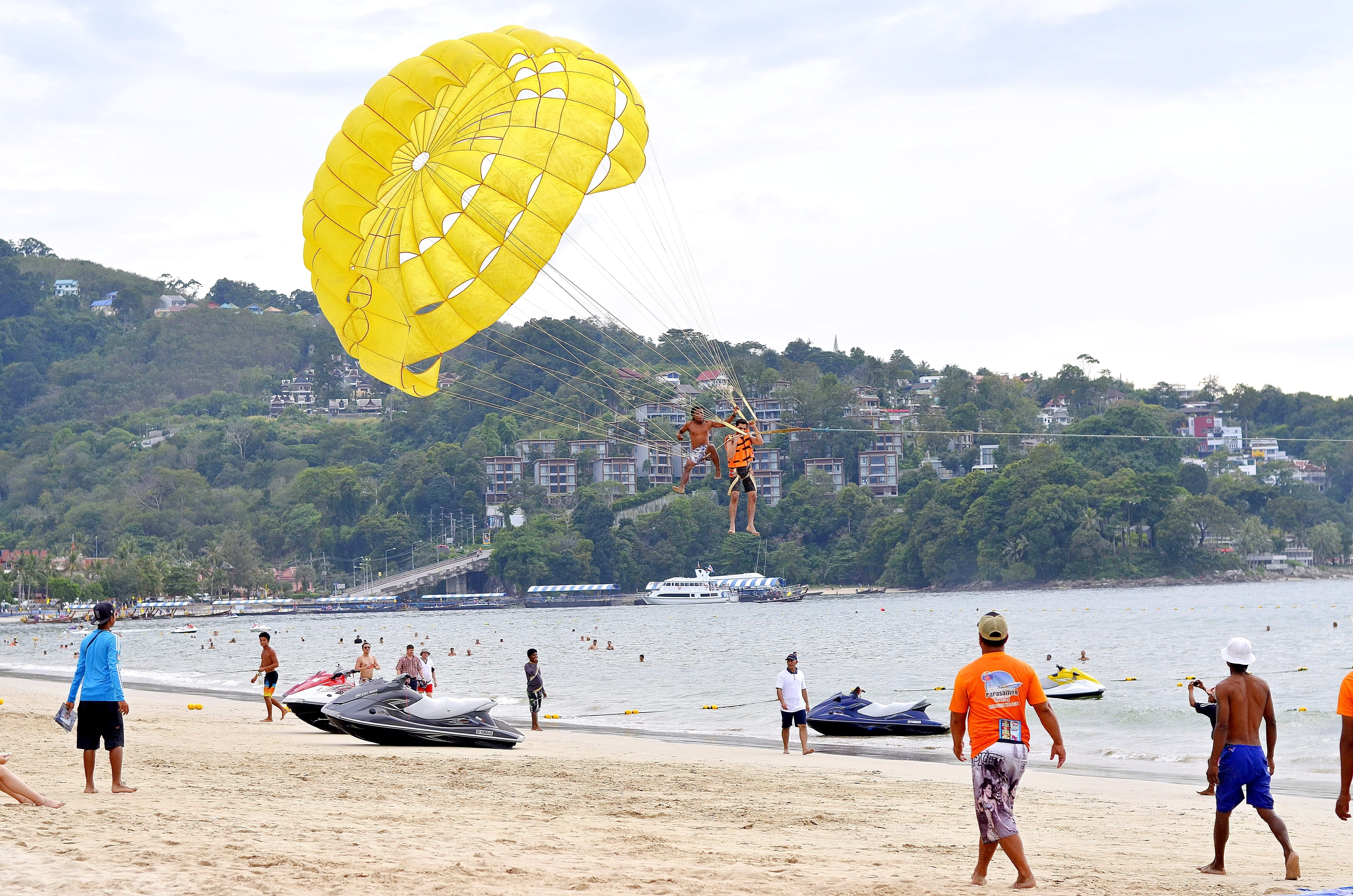 Phuket,  Du lich he anh 3