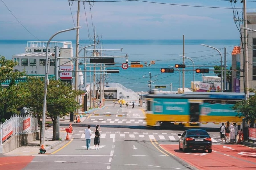 AI dang bao Gen Z Han Quoc cach di dau, choi gi hinh anh