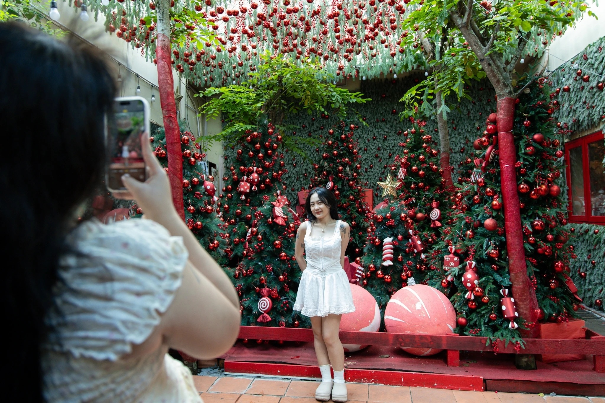 Viet Nam lot top 5 diem den Giang sinh dang nho nhat chau A hinh anh